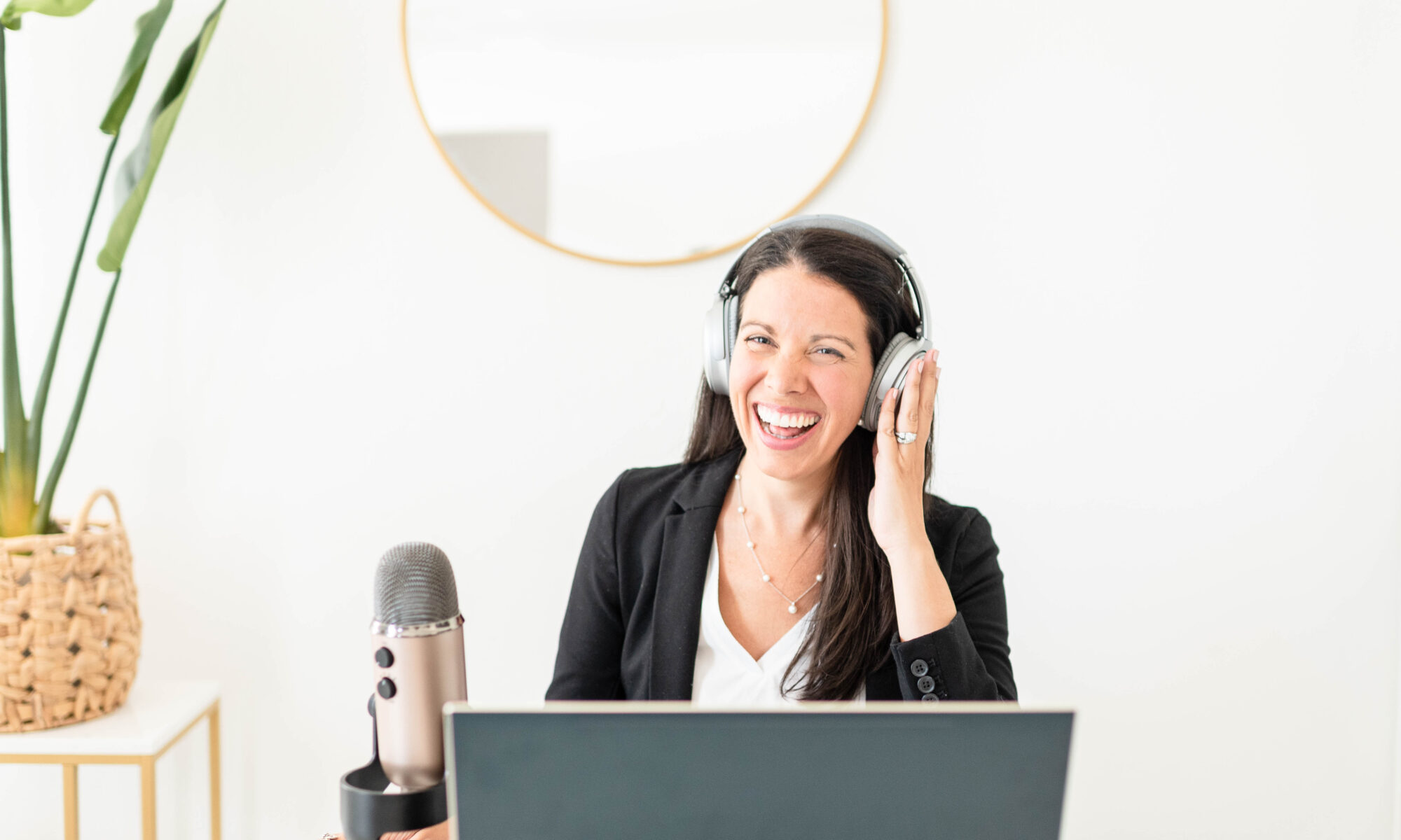 Jamie Van Cuyk Headshot