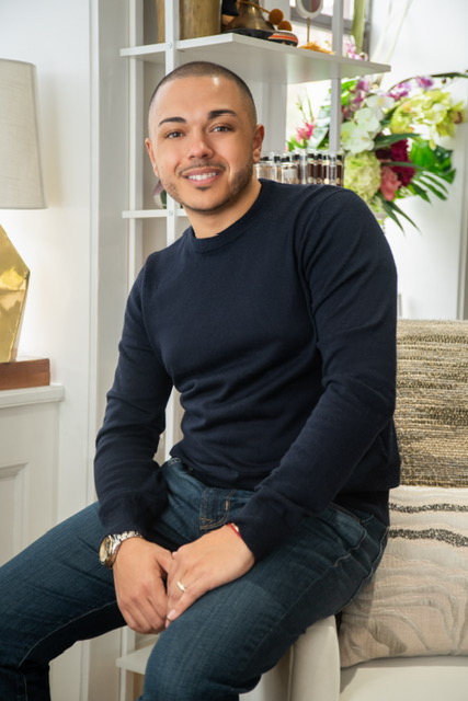 Antonio Deloatch Headshot