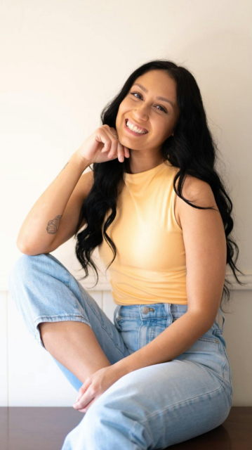 1024 On Air Strategy Sessions Ciara Robinson Setting Yourself Apart And Landing Your First Client Thumbnail.png