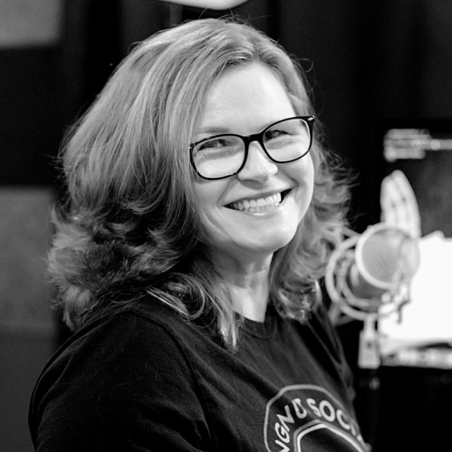 1089 Luann Featured Wingnut Social Podcast Can Writing A Book Catapult Your Career Luann Nigara Shares Her Thoughts Thumbnail.png