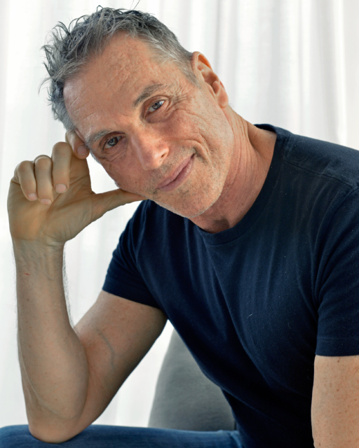 971 Vicente Wolf How To Bring True Artistry Into Interior Design Thumbnail.png